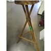 Image 1 : ESTATE:  PLANT STAND