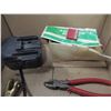 Image 4 : BOX C/W CHARGERS & ACCESSORIIES