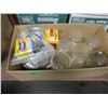 Image 1 : MISC MASON JARS & LIDS - BOX