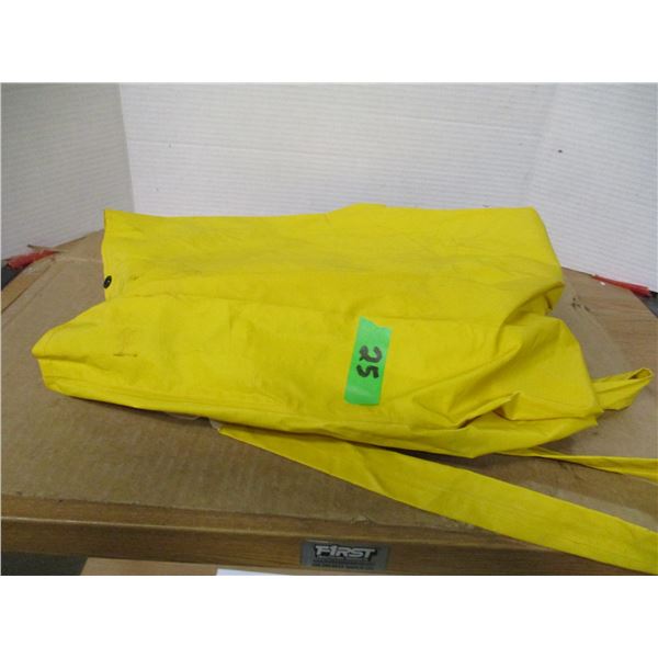 RAIN PANTS (SIZE SMALL)