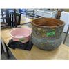 Image 1 : ESTATE:  WICKER PLANT HOLDER
