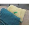 Image 1 : ESTATE:  BOX C/W 2 BLANKETS