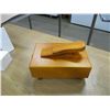 Image 1 : ESTATE:  WOOD SHOE SHINE BOX