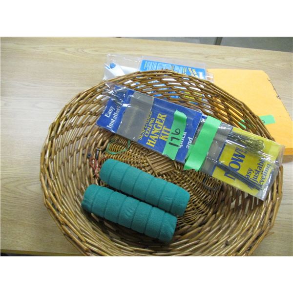 ESTATE:  BASKET C/W CEILING HANGER KIT, CHAMOIS, MISC