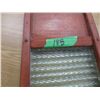 Image 2 : ESTATE/COLLECTABLE:  SMALL WASHBOARD