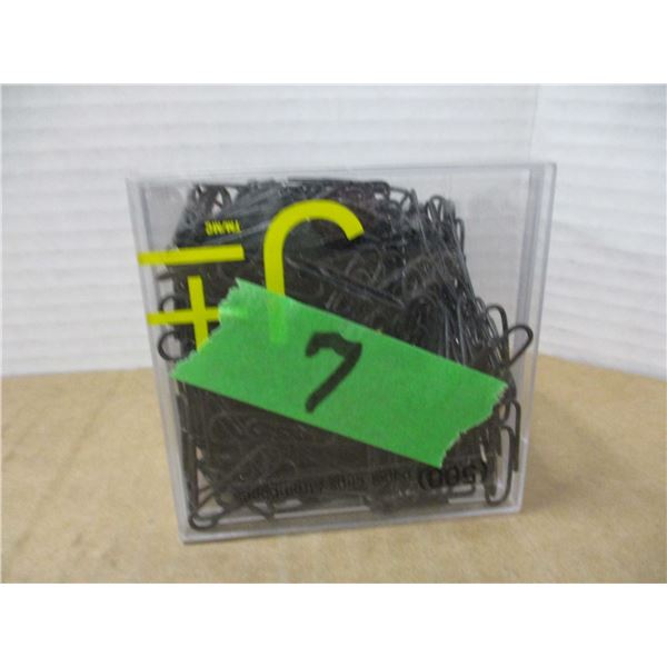 STORE CLOSE-OUT (AS IS):  PAPER CLIPS (500) - BOX