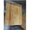 Image 3 : ESTATE:  FOLDING TABLE