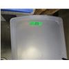 Image 2 : ESTATE:  CLEAR TOTE C/W LID