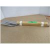 Image 1 : ESTATE:  BBQ TOOLS