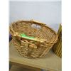 Image 2 : ESTATE:  2 WICKER PLANT STANDS