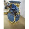 Image 2 : ESTATE:  VASE