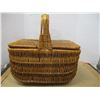 Image 1 : ESTATE:  PICNIC BASKET C/W CONTENTS