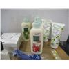 Image 1 : ESTATE:  BOX C/W ASSORTED TOILETRIES
