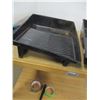 Image 3 : ESTATE:  3 PAINT TRAYS