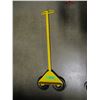 Image 1 : ESTATE:  ROLLING HOLDER