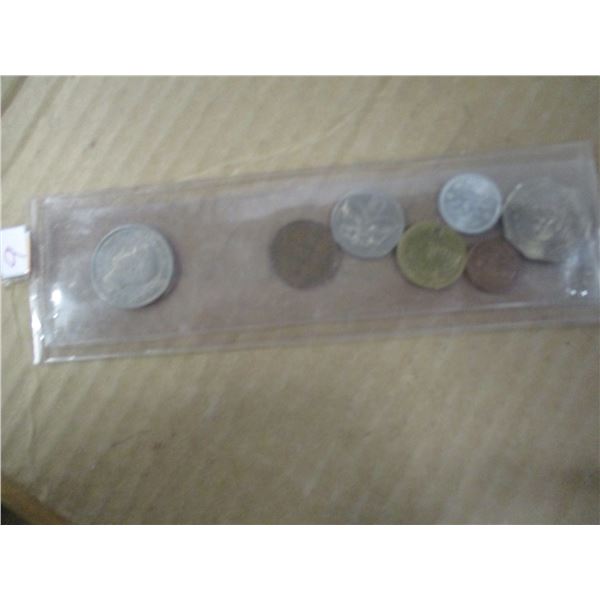 WORLD COLLECTABLE COIN SET