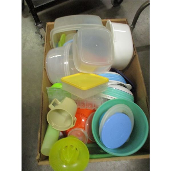 ESTATE:  BOX C/W ASSORTED PLASTICWARE