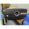 Image 1 : ESTATE:  PROJECTOR & SCREEN