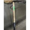 Image 2 : APPROX. 8 LB SLEDGE HAMMER