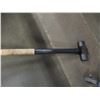 Image 3 : APPROX. 8 LB SLEDGE HAMMER