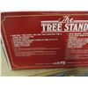 Image 2 : CHRISTMAS TREE STAND