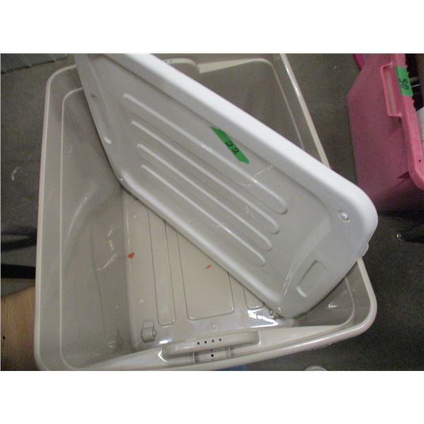 ESTATE:  80 LITRE BLUE PLANET TOTE C/W LID ON WHEELS