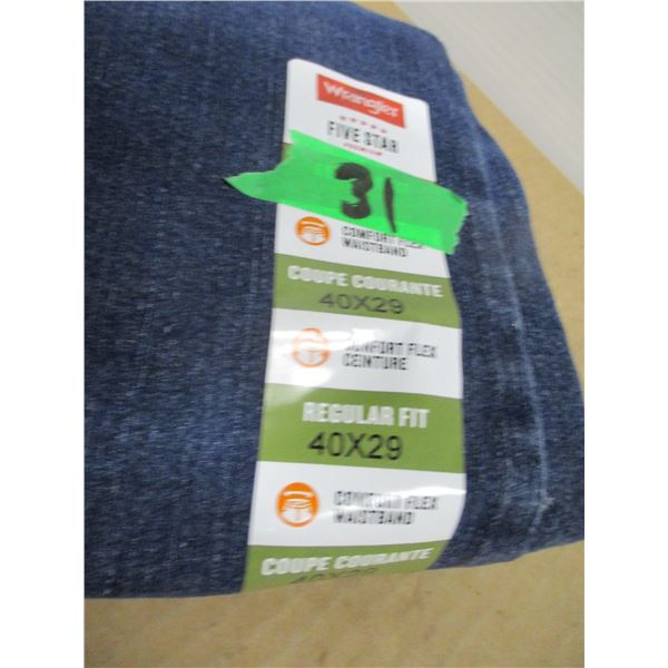 NEW:  MEN'S WRANGLER JEANS (SIZE 40 X 29)