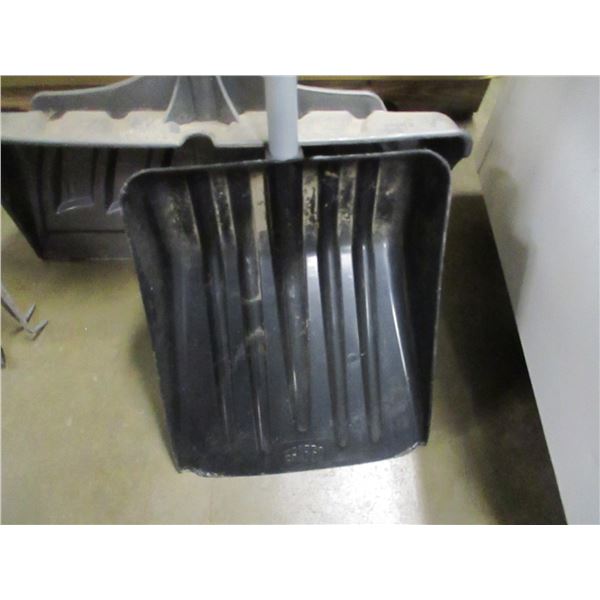 ESTATE:  SHOVEL & SCRAPER
