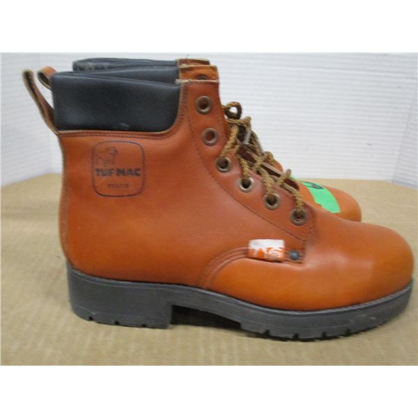 ESTATE:  TUFF MAC BOOTS (SIZE 8)