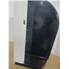 Image 2 : ESTATE:  TOWEL DISPENSER