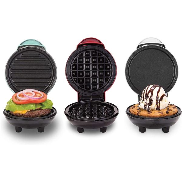 NEW IN BOX DASH MINI MAKER 3 PACK - INCLUDES GRILL