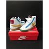 Image 1 : VINTAGE NIKE BASKETBALL SHOES