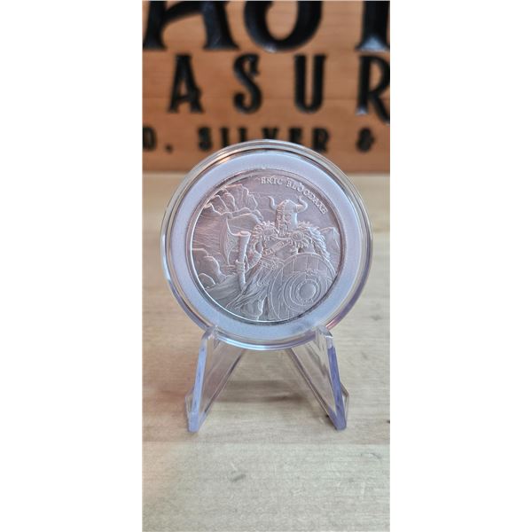 Lot 12-1) 1 oz Silver Round Legendary Warriors Eric Bloodaxe