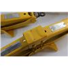 Image 9 : (3) 2 Ton Car Jacks