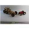 Image 1 : Tonka Grader and ERTL Tractor Toys
