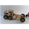 Image 3 : Tonka Grader and ERTL Tractor Toys