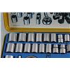 Image 4 : 40pc Ratchet Socket Set - SAE and Metric