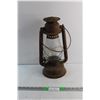 Image 1 : Vintage Kerosene Lantern - As Is
