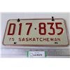 Image 1 : Pair of 1975 Saskatchewan License Plates
