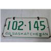 Image 2 : Pair of 1966 Saskatchewan License Plates