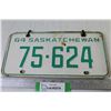 Image 1 : Pair of 1964 Saskatchewan License Plates