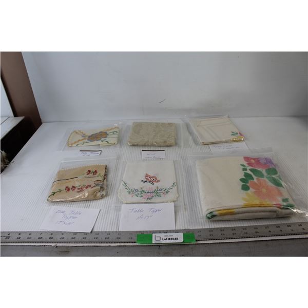 Table Cloth - 50" x 44", (4) Napkins, Table Topper - 11" x 17", Table Runner - 40" x 14", Oval Table