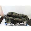 Image 4 : Size 7-8 Flippers, Camo Duffel Bag, (2) Snorkelling Masks