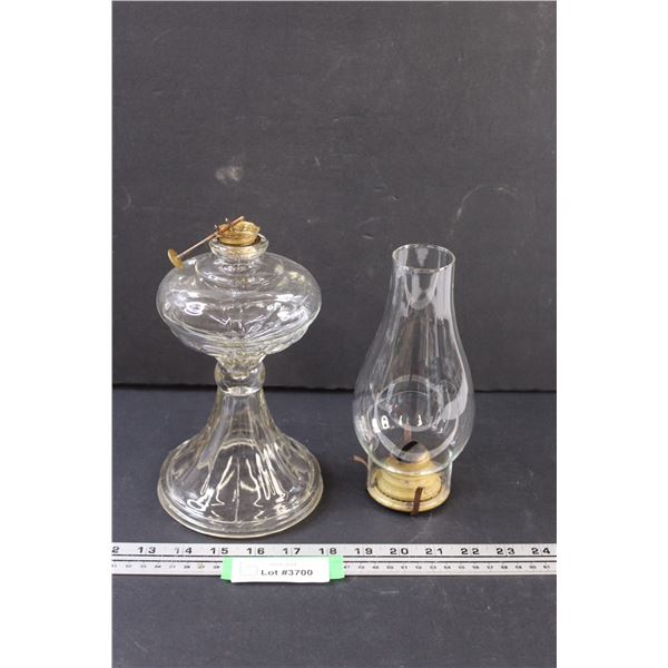 Clear Glass Kerosene Lamp (Needs Repair) - 8" x 5" (Base) & 8" x 3.5" (Lamp Shade Part)