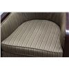 Image 2 : * Upholstered Accent Chair - 28" x 22" x 32"
