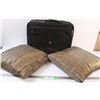 Image 1 : Swiss Laptop Bag & (2) Throw Pillows
