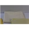Image 3 : (2) Yellow Table Cloths & (6) Napkins Set