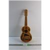 Image 1 : Vintage Dominican Republic Ukulele