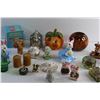 Image 3 : Convertible Photo Holders, Candle Holders, Ceramic Ornaments and Spiders in Resin