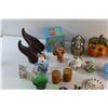 Image 9 : Convertible Photo Holders, Candle Holders, Ceramic Ornaments and Spiders in Resin